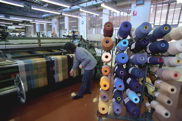 Antonello Nusca / Sintesi