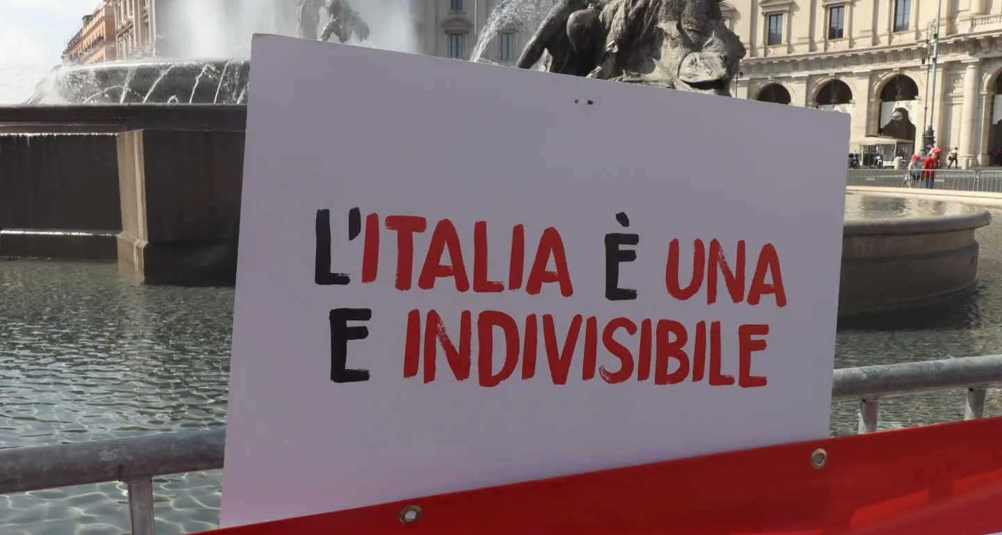 Autonomia: Cgil, pre-intese su materie non Lep violano sentenza Corte costituzionale e peggiorano condizione economica e sociale del Paese