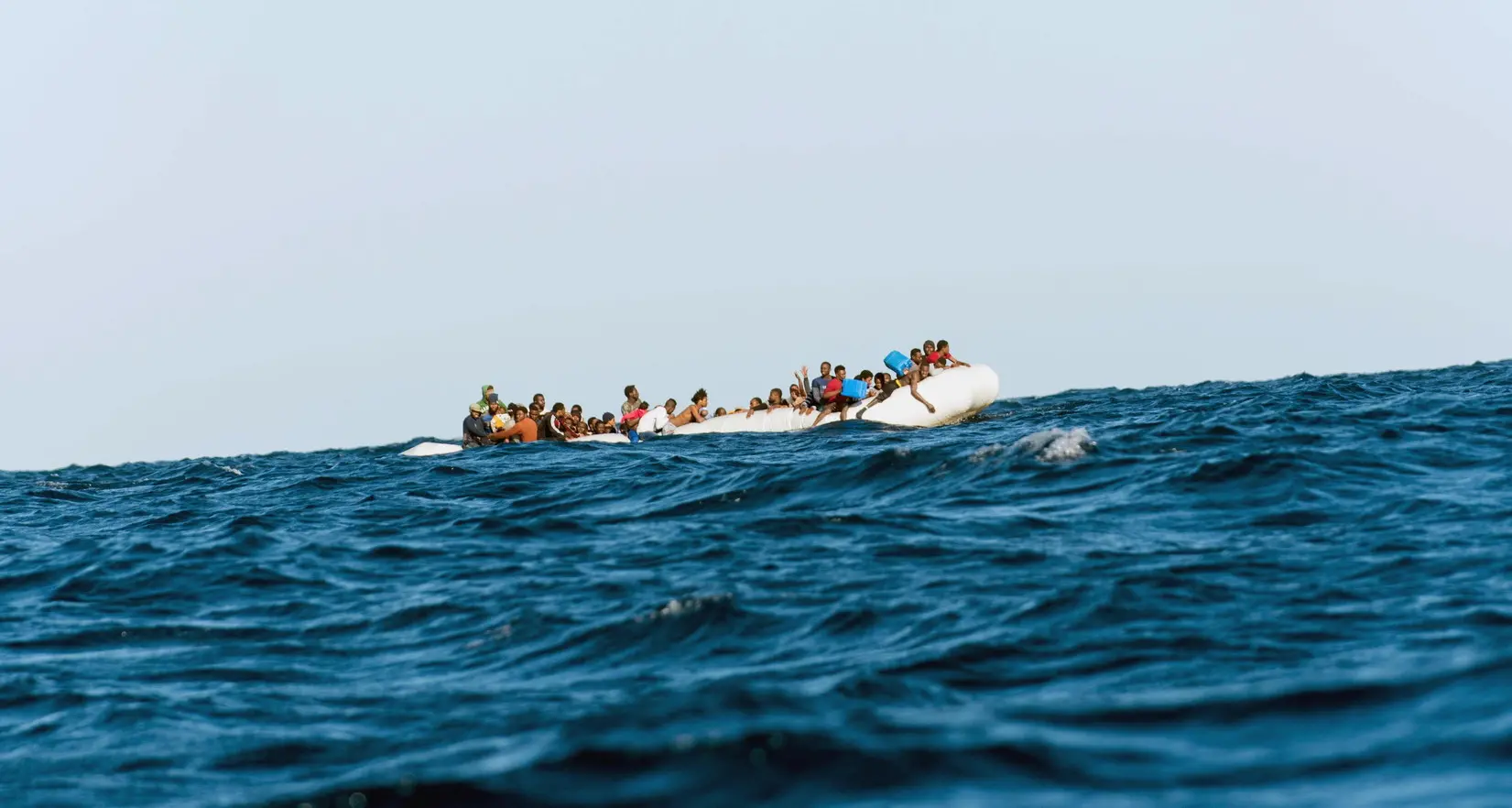 Migranti: Cgil, 800 i morti in mare e si continua a criminalizzare chi fugge e chi presta soccorso