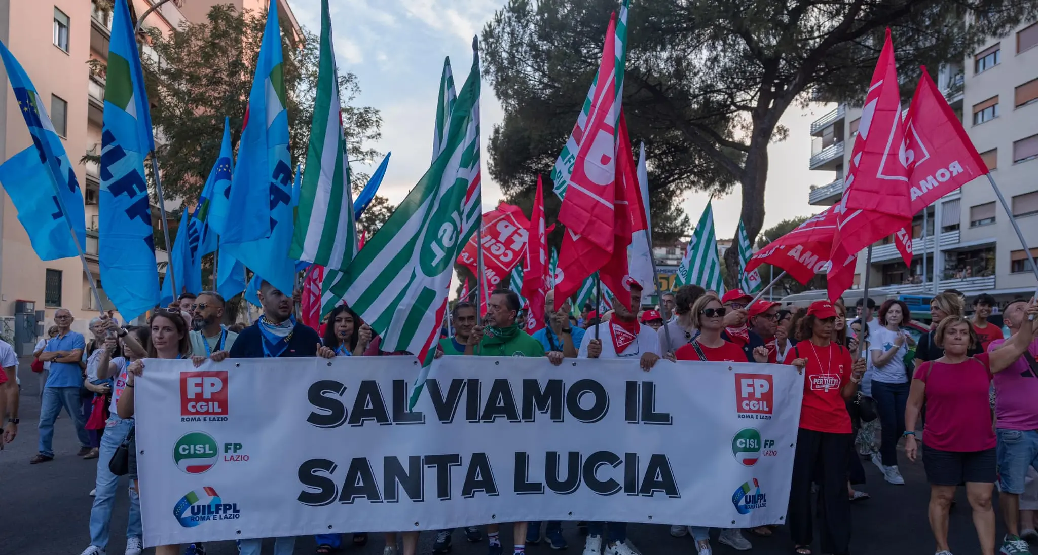 “Salviamo il Santa Lucia”