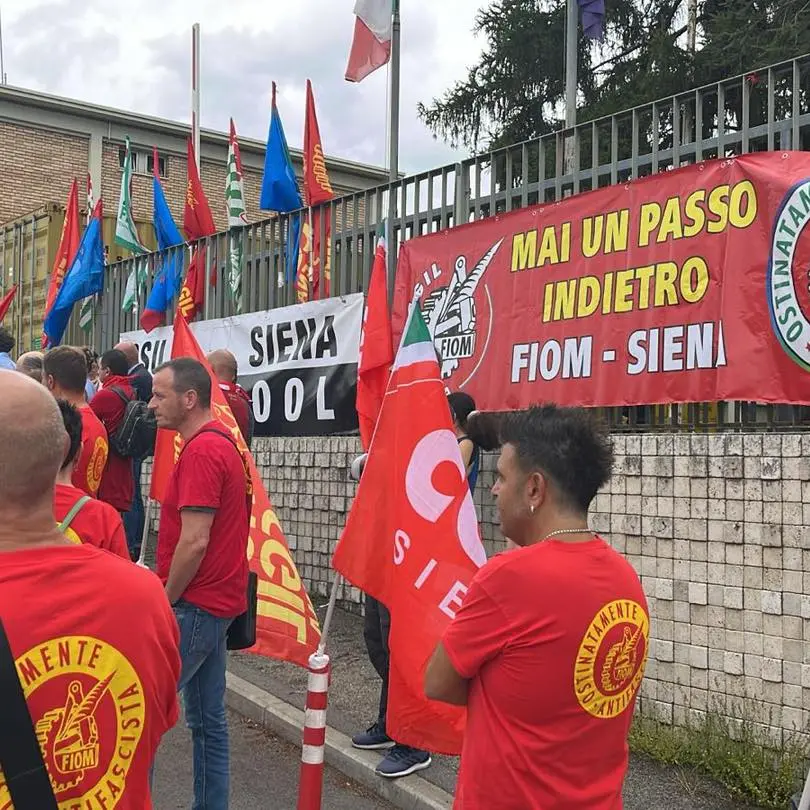 Beko Italia-Ex Whirlpool: Tibaldi (Fiom) e Gesmundo (Cgil), a rischio tre stabilimenti, lotteremo contro ennesima dismissione industriale