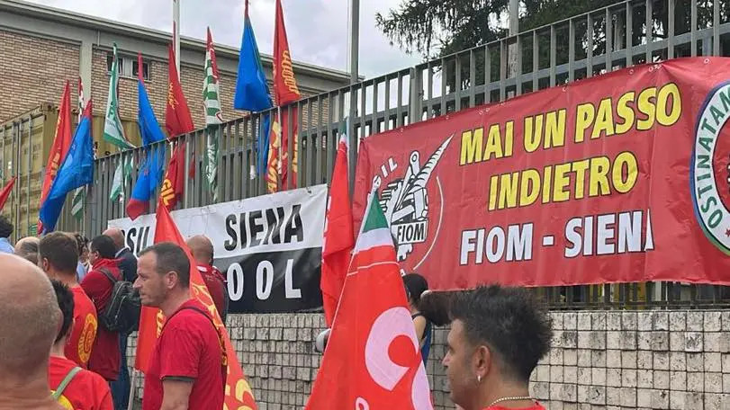 Beko Italia-Ex Whirlpool: Tibaldi (Fiom) e Gesmundo (Cgil), a rischio tre stabilimenti, lotteremo contro ennesima dismissione industriale