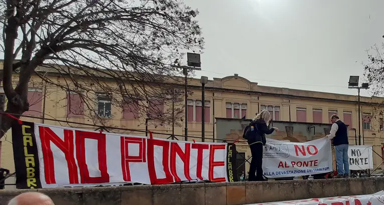 Ponte sullo Stretto: Cgil, già spesi sul nulla 1,1 mld di euro. Si fermi scempio e si affrontino problemi Mezzogiorno