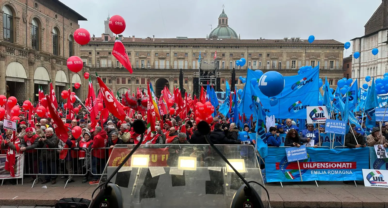 Sciopero: Cgil e Uil, adesione oltre il 70% e piazze piene in tutta Italia