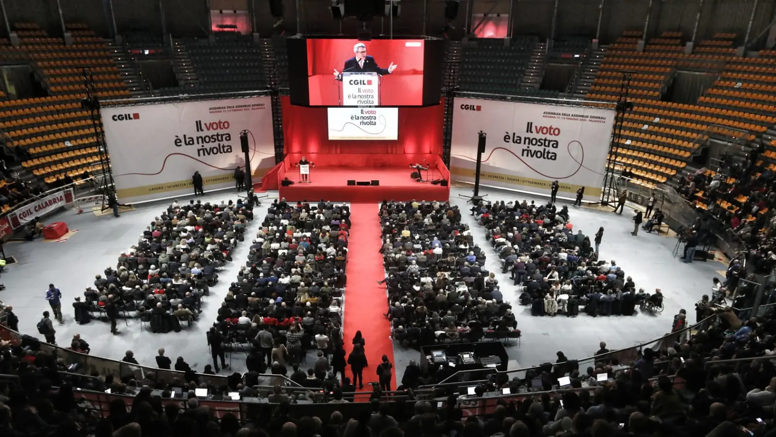 Referendum: Cgil, 12 e 13 febbraio a Bologna parte campagna per voto, con Landini