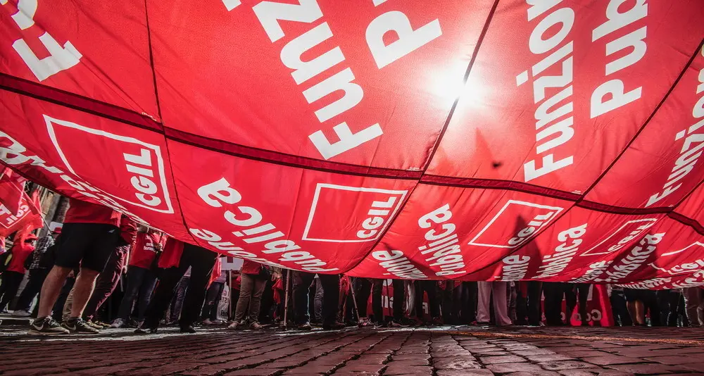 PA: Cgil, Uil, Fp, Fpl a Conferenza Regioni, superare criticità contrattuali su Sanità e Funzioni locali