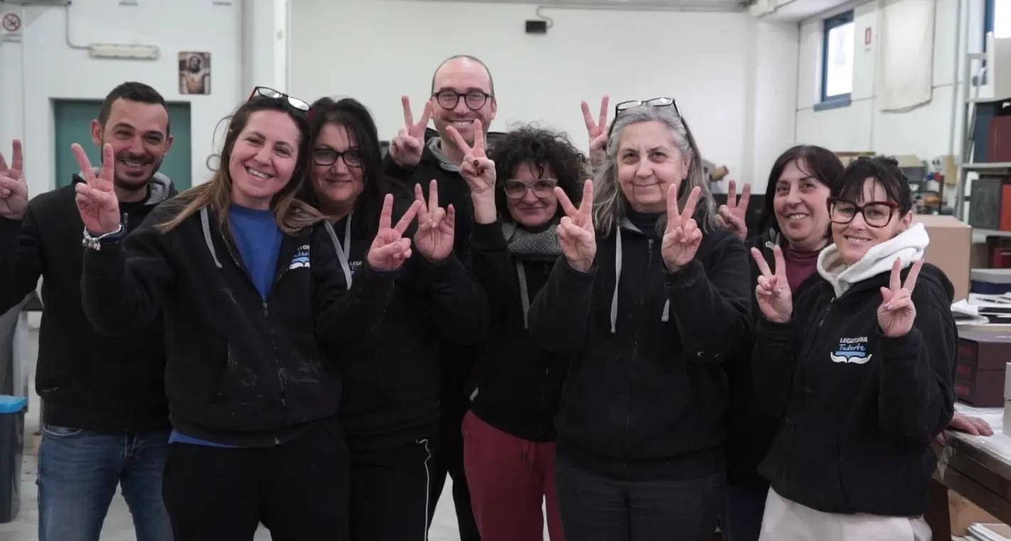 Todi, Legatoria Tuderte la salvano i lavoratori: una scommessa vinta. Fondamentale la Cgil