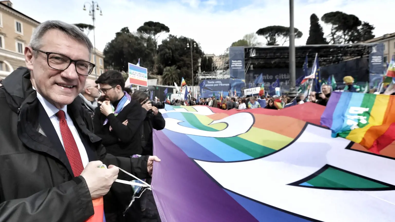 Landini: il riarmo taglia lo stato sociale e pagano i lavoratori