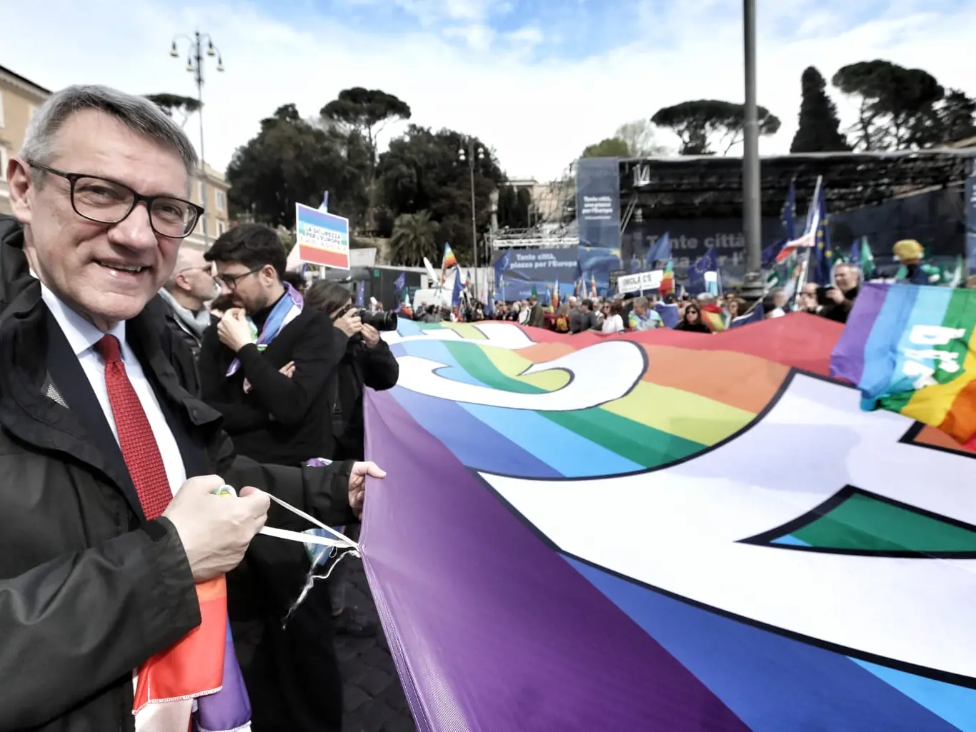 Landini a Repubblica: il riarmo taglia lo stato sociale e pagano i lavoratori