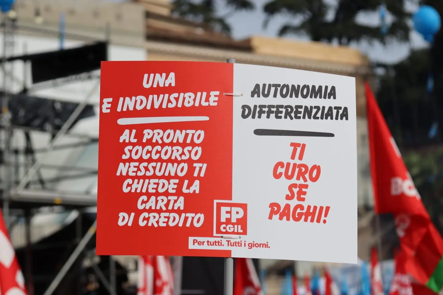Autonomia: Cgil, Lep senza risorse aggiuntive violano Costituzione