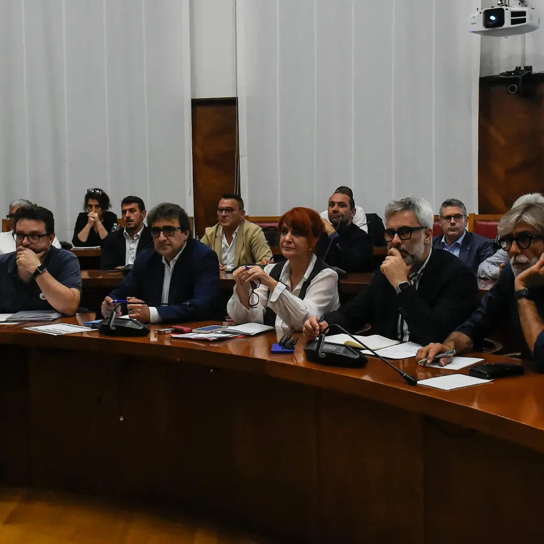Vertenza Eni Versalis: Ministro urla e abbandona tavolo, Cgil non si fa intimidire