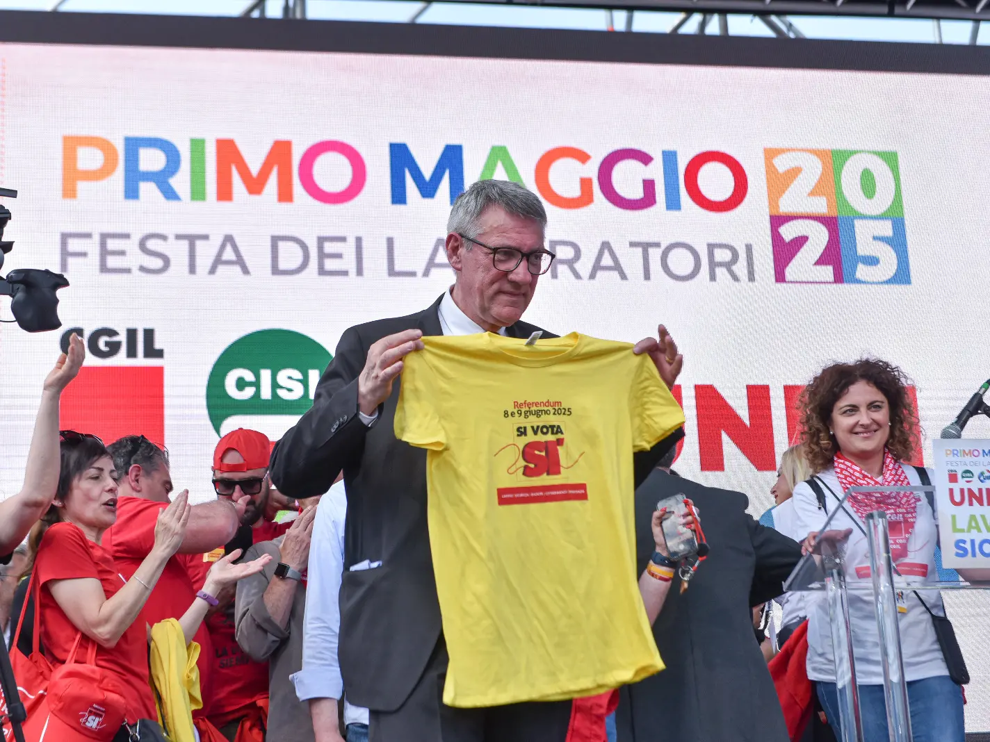 Landini al Corriere della Sera: cinque Sì per cambiare radicalmente politiche degli ultimi trent'anni che hanno imposto a giovani e donne condizione di eterna precarietà