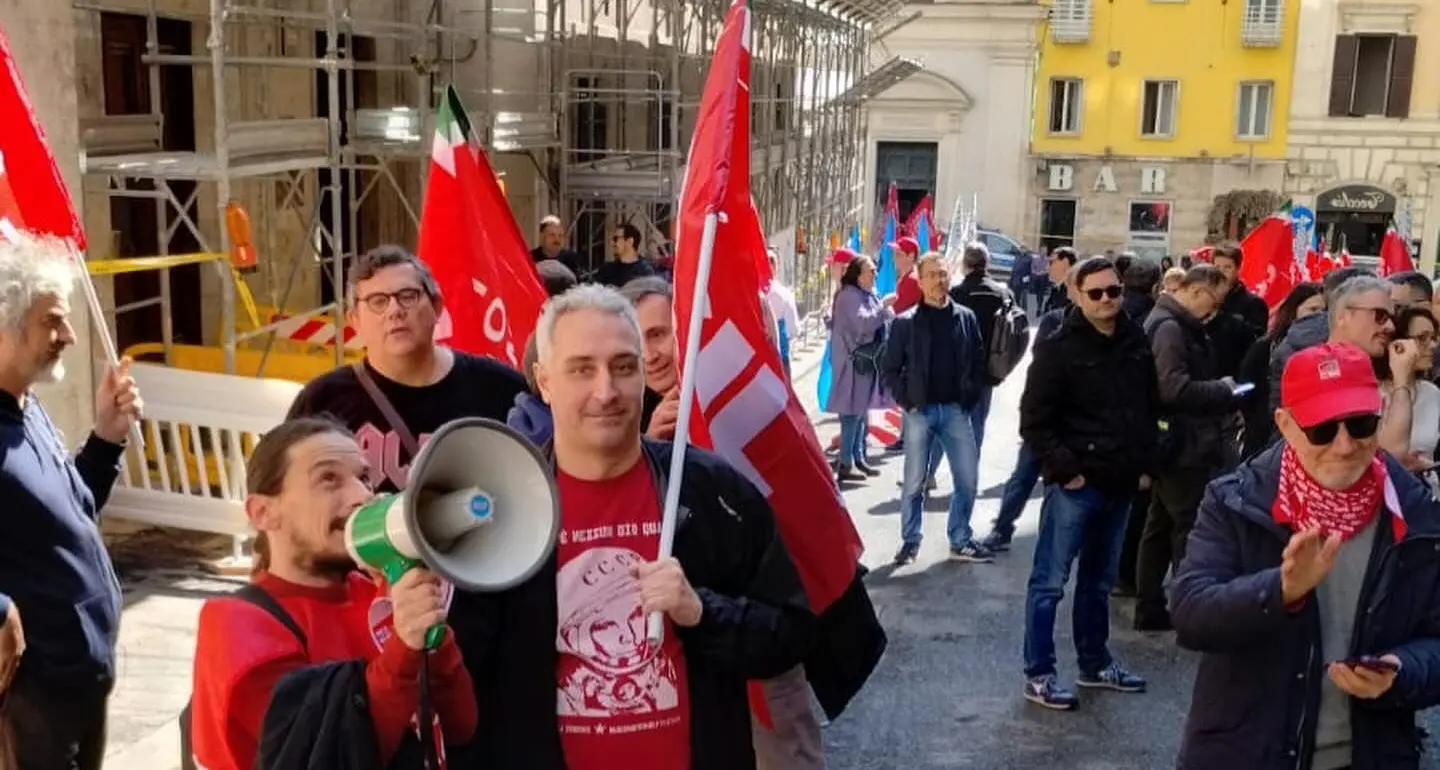 Industria: Cgil, crisi continua, al Mimit ancora 82 tavoli aperti, coinvolti 115.291 lavoratori