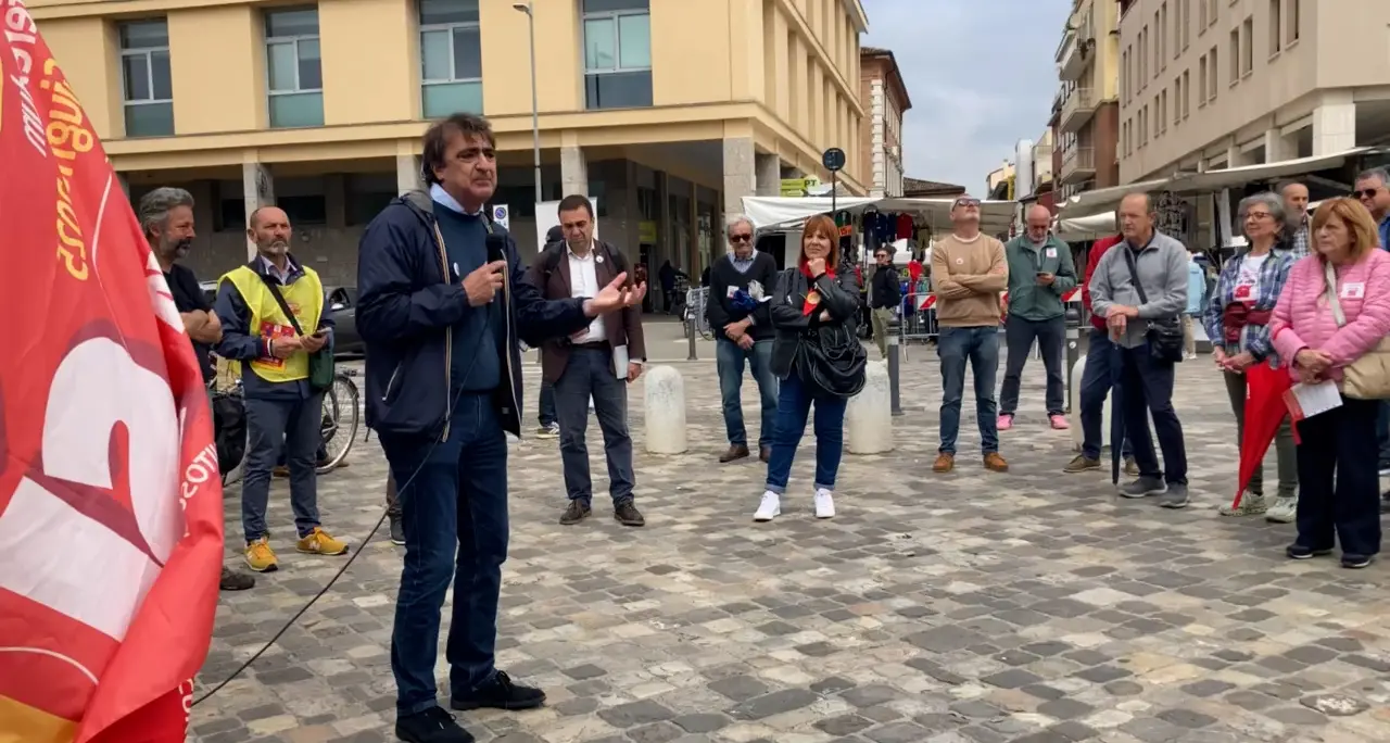 Presidio a Rimini, Gesmundo: “Una parte del Paese non si rassegna”