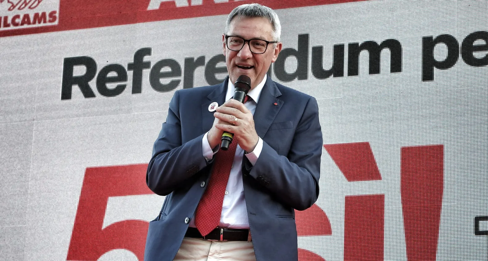 Referendum, Landini a Repubblica: far votare chi non vota più. I quesiti parlano di lavoro, precarietà, cittadinanza, morti sul lavoro, appalti. Di vita vera