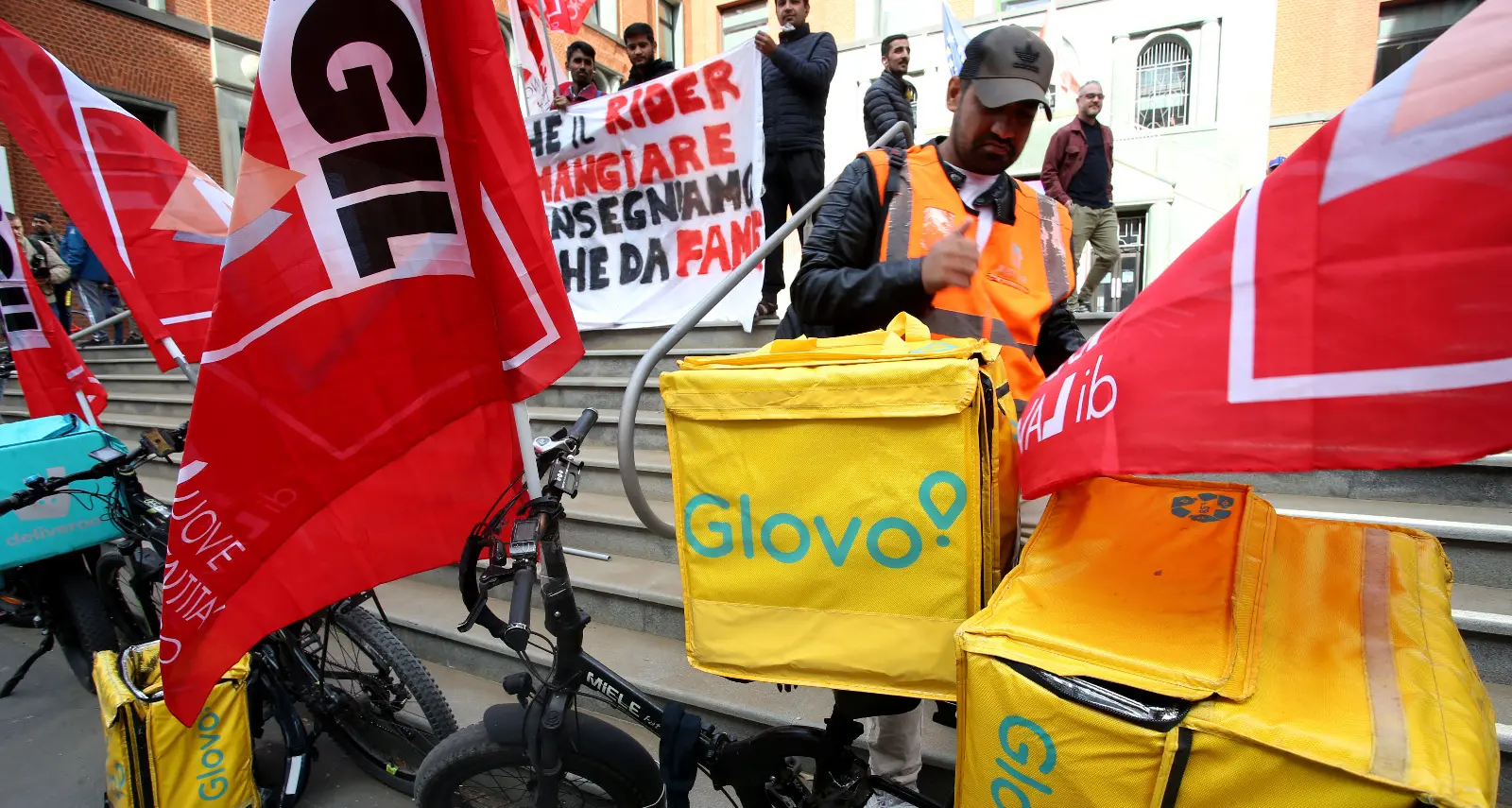 Rider: Cgil e NIdiL Cgil, Glovo ritira il ‘bonus caldo’