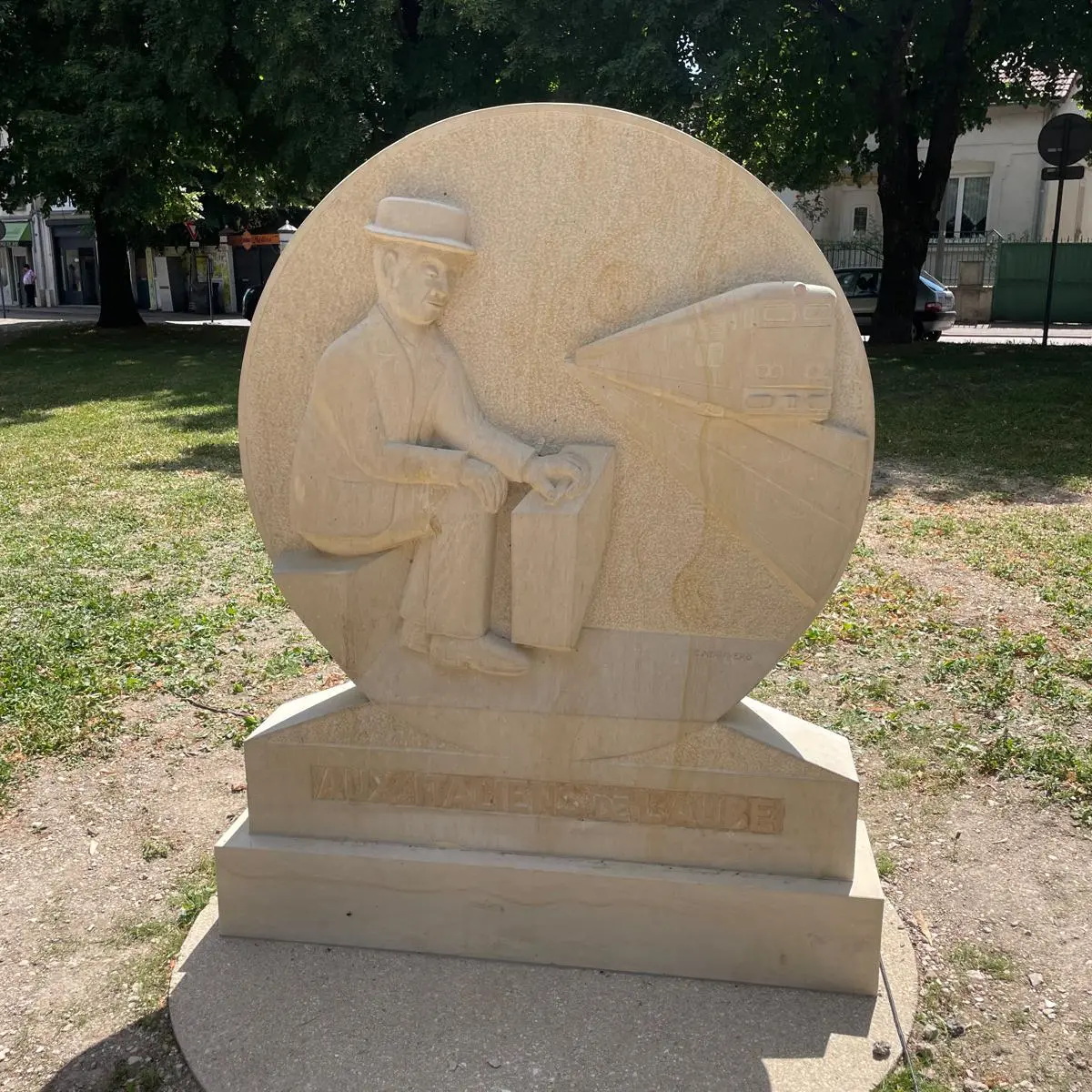 Inaugurato a Troyes il monumento all’emigrazione italiana, con la partecipazione della CGIL e dell’INCA Francia