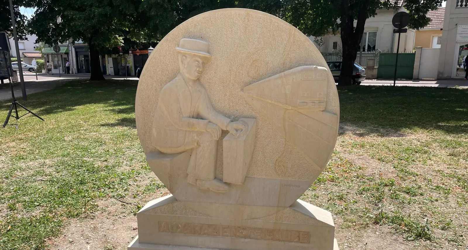 Inaugurato a Troyes il monumento all’emigrazione italiana, con la partecipazione della CGIL e dell’INCA Francia