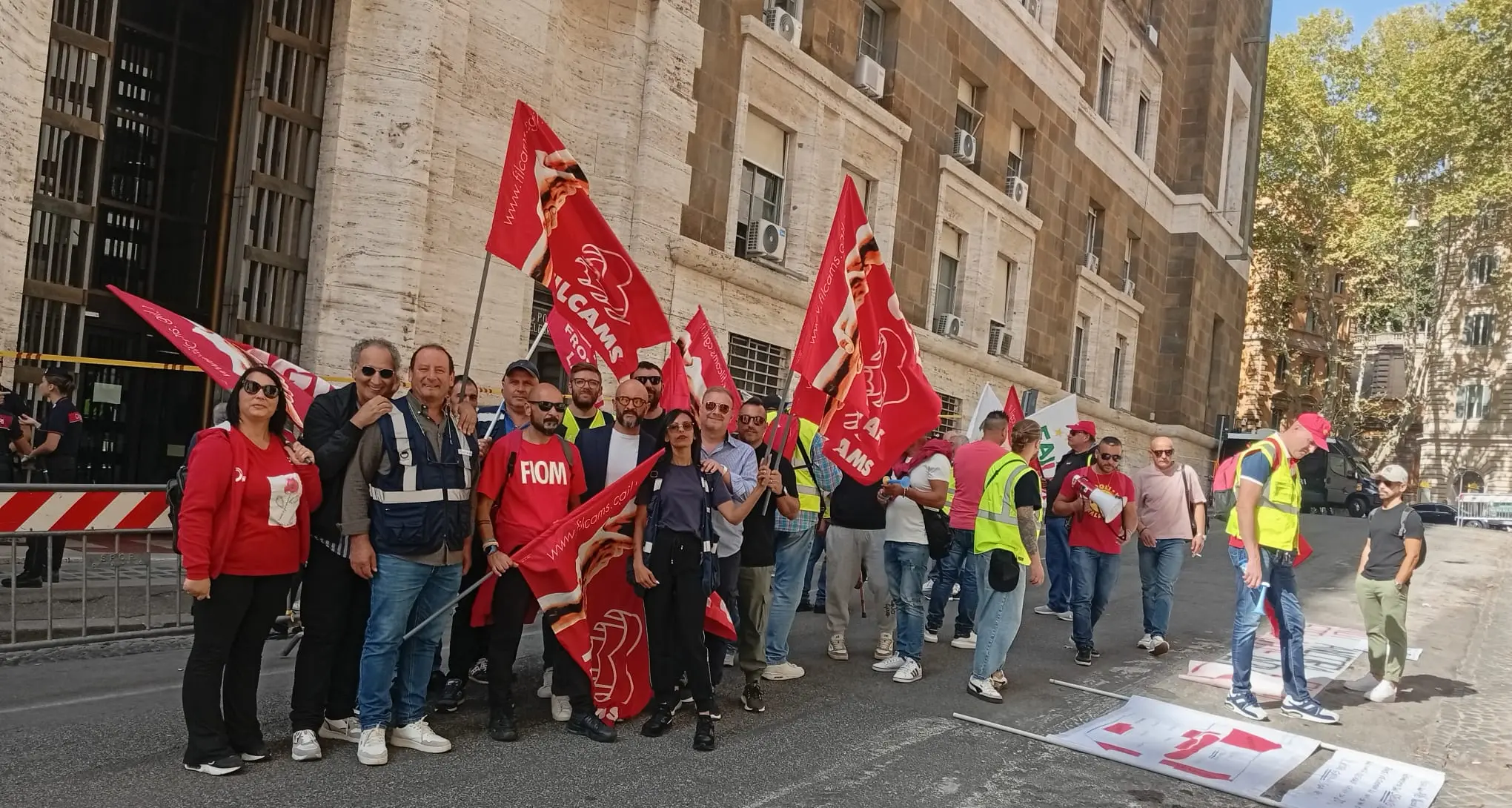 Trasnova: Cgil, Filcams, Fiom e Filt, inaccettabili i licenziamenti, tutelare tutti i lavoratori