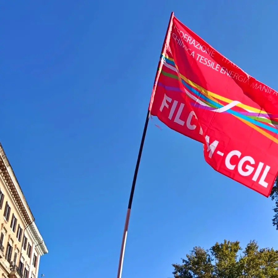 Caporalato: Cgil, nella filiera Tod’s ridurre ricorso a subappalti e subforniture