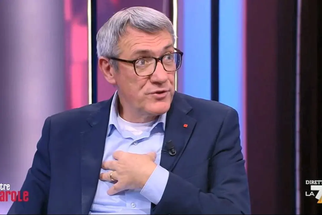25 ottobre, Landini: “Saldare la lotta contro il riarmo con quella per il lavoro. I giovani chiedono futuro e pace”