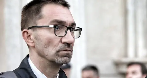 Ferrari su ‘Il Manifesto’: “Siamo davanti a un raggiro: lavoratori impoveriti per la corsa al riarmo”