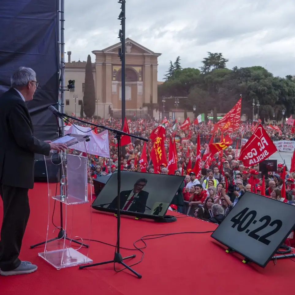 “Democrazia al lavoro”: 25 ottobre la CGIL in piazza a Roma - Rivedi la diretta