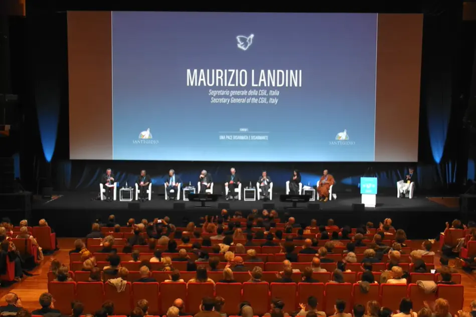 Maurizio Landini all’incontro della Comunità di Sant'Egidio: \"Bloccare la politica del riarmo, difendere la democrazia praticandola\"