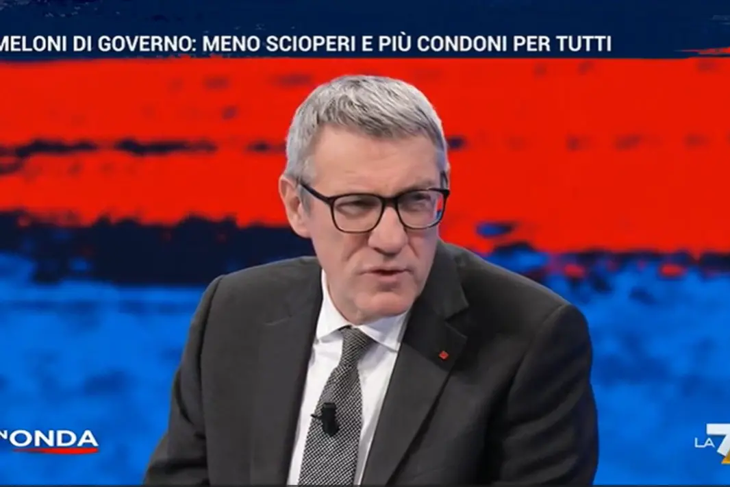 Landini, manovra non affronta problemi e governo continua a fare condoni