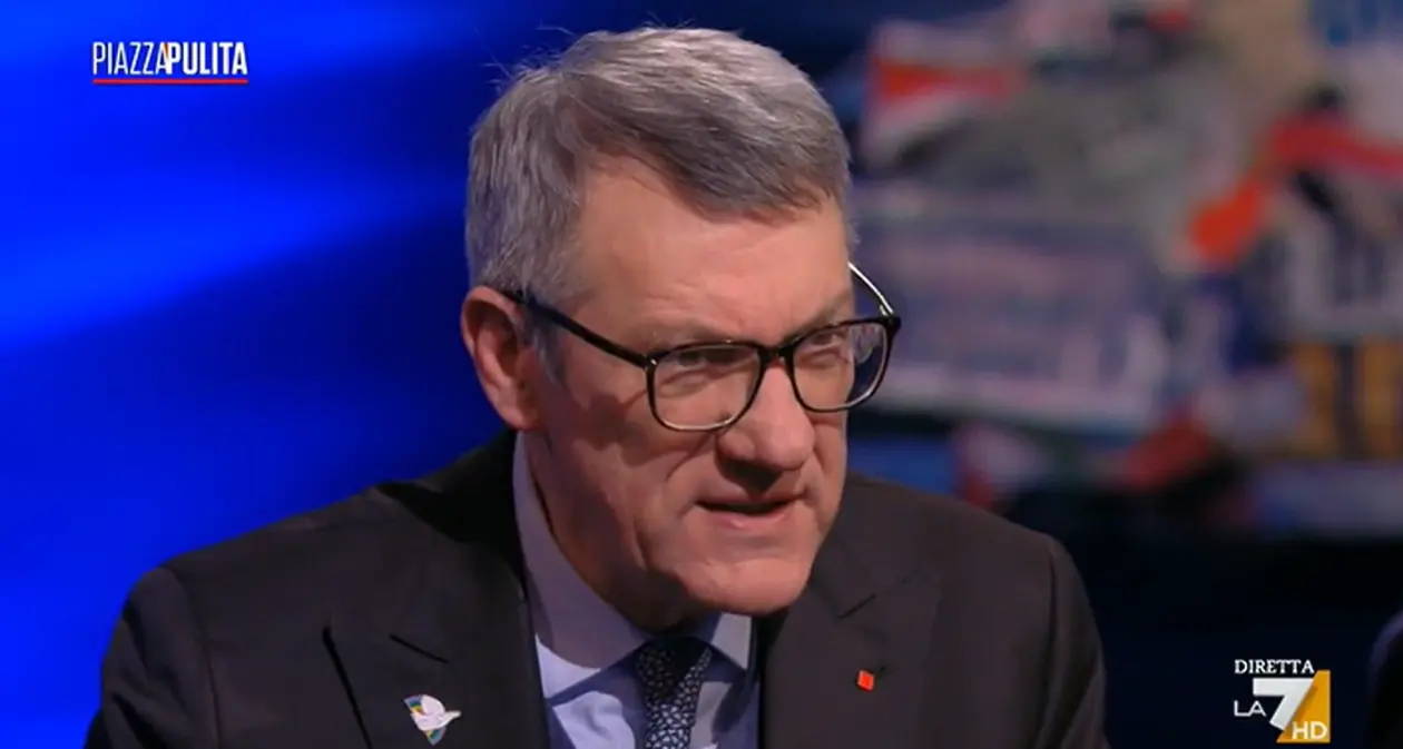 Giustizia: Landini (Cgil) a La7, “Questo referendum non risolve i problemi, a rischio autonomia della magistratura”