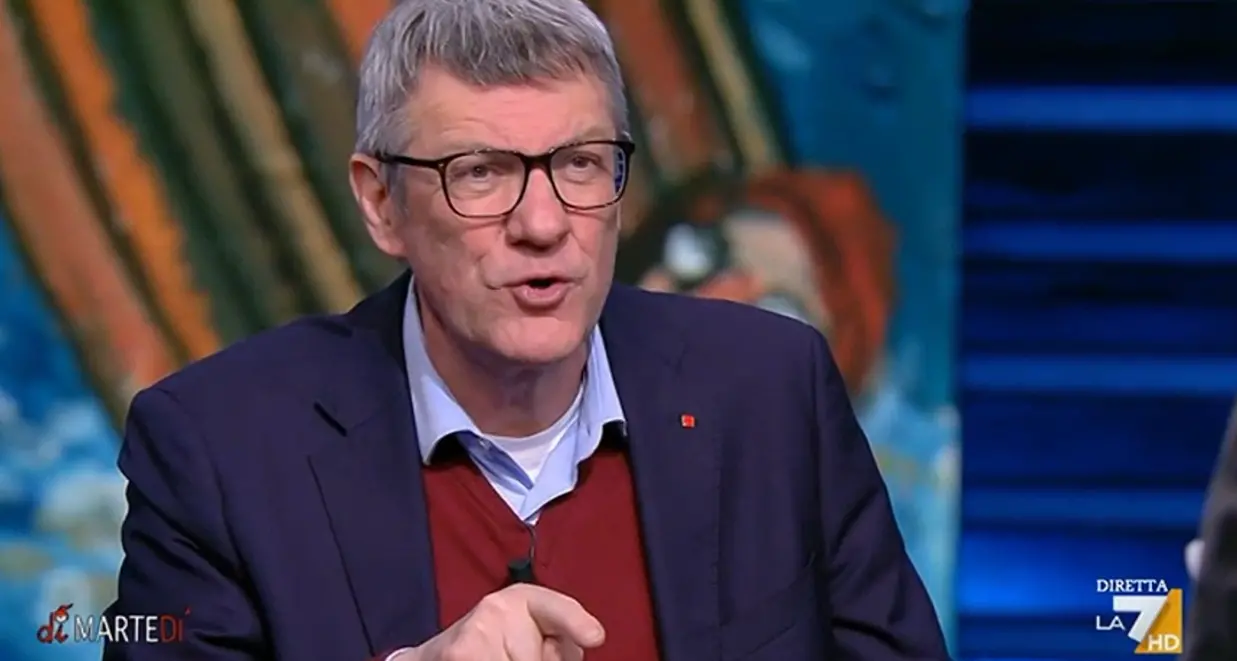 Pressione fiscale ai massimi da dieci anni, Landini: su tasse e pensioni governo peggiora le condizioni, per i giovani solo precarietà