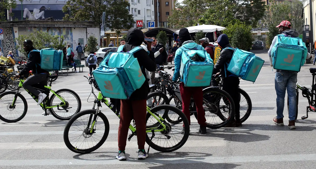 Rider: Landini, controlli su Deliveroo confermano caporalato