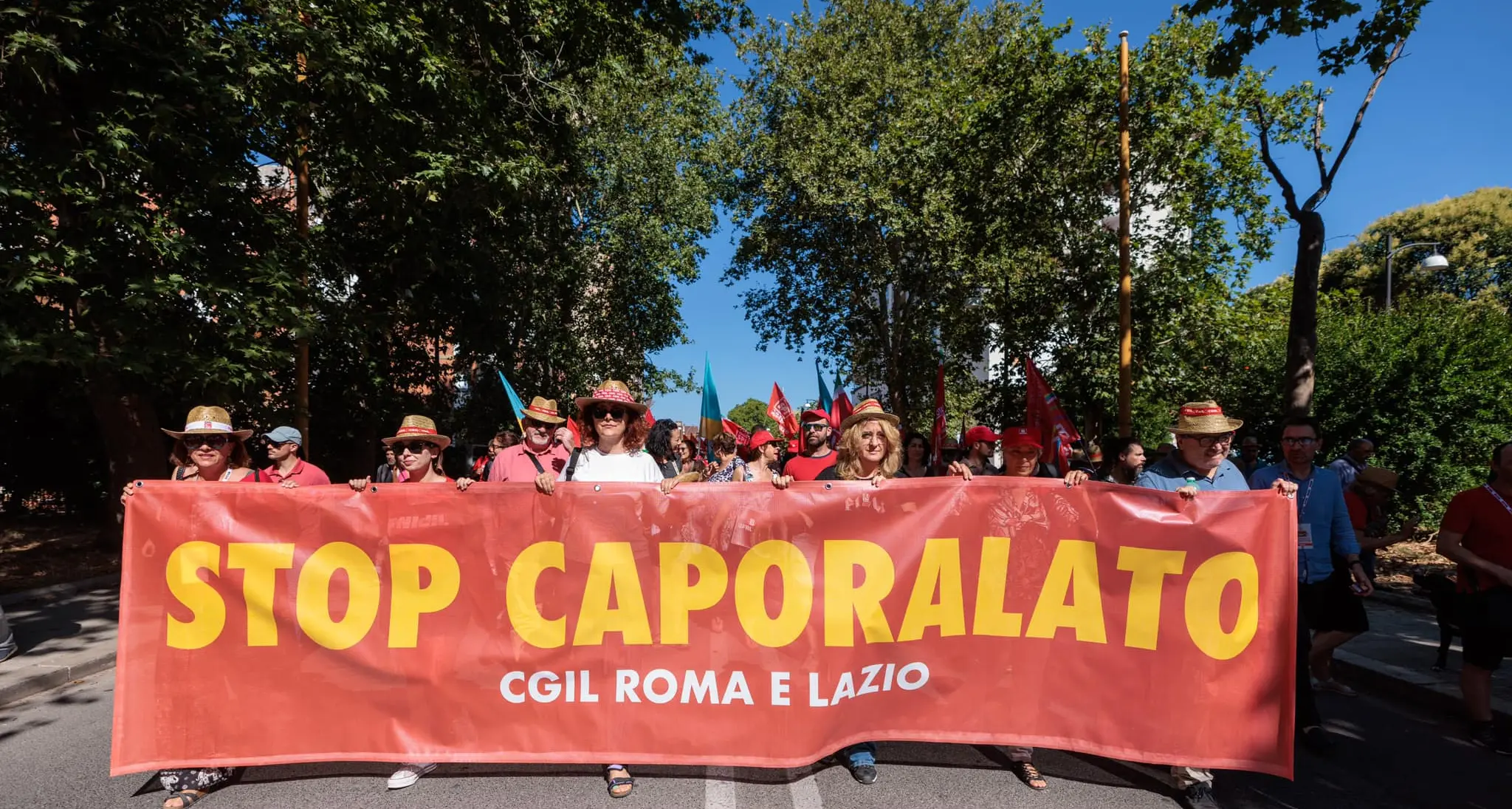 Referendum: Cgil, votare no per evitare stop inchieste caporalato