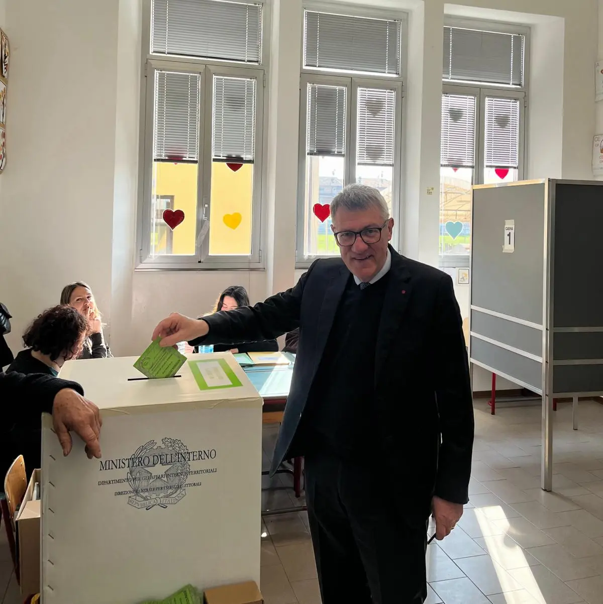 Referendum, urne aperte. Landini al voto: “Partecipare è un diritto, esercitarlo è fondamentale”