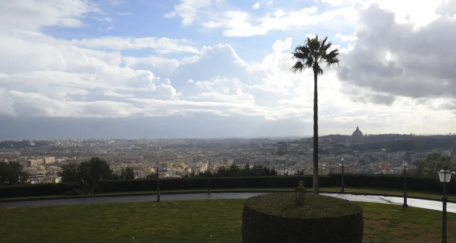 25^ edizione Forum Confcommercio \"I protagonisti del mercato e gli scenari per gli anni 2000\"