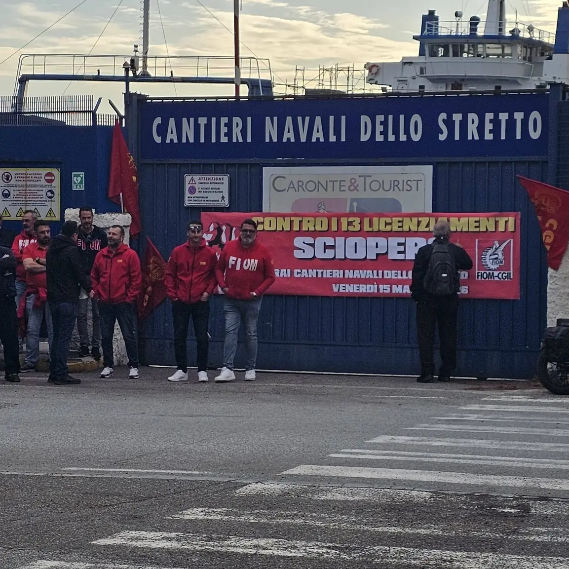 Lavoro: a Messina la protesta ai Cantieri navali dello Stretto, Cgil denuncia scelte aziendali inaccettabili