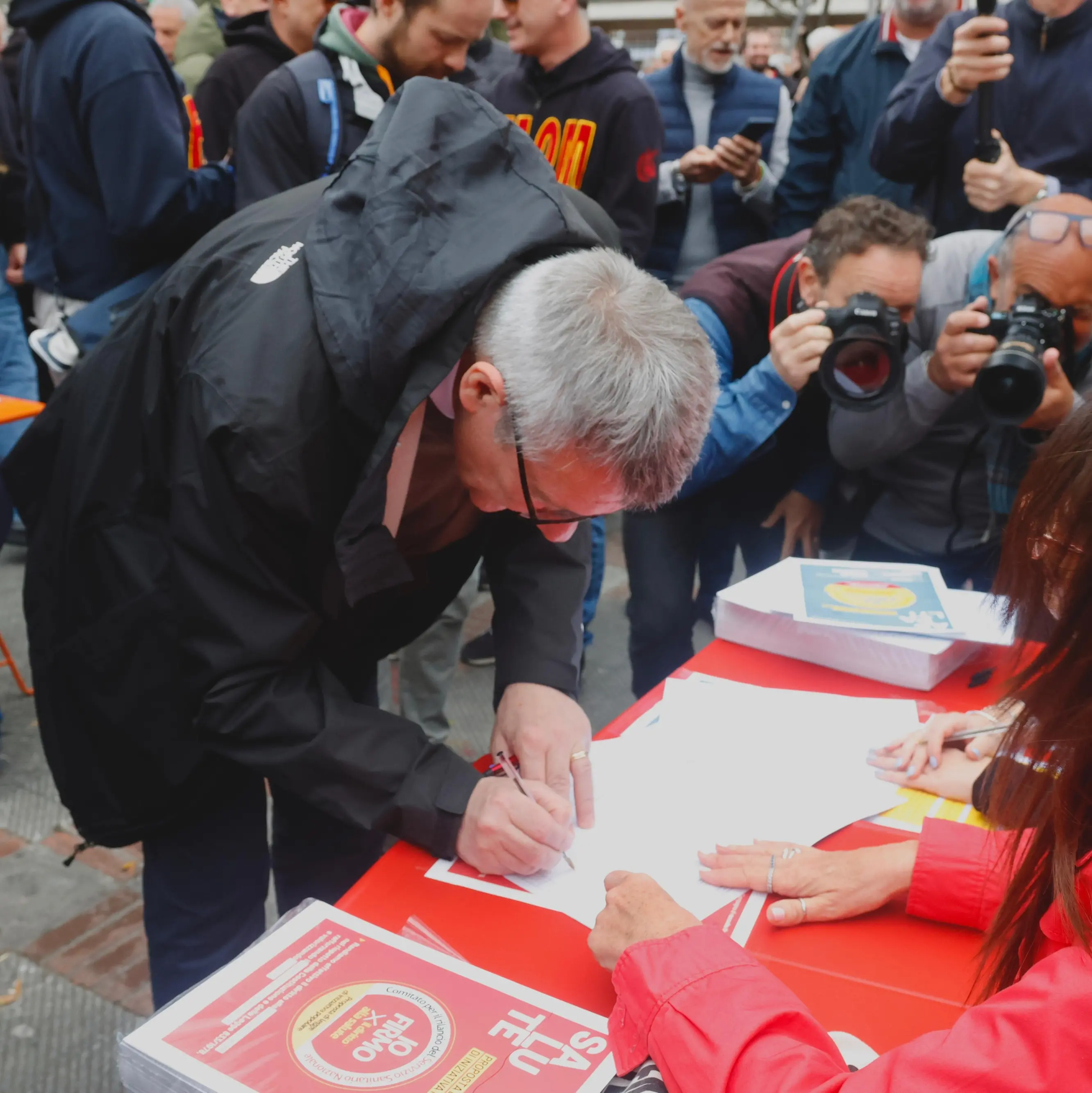Cgil: partita raccolta firme per proposte di legge sanità e appalti