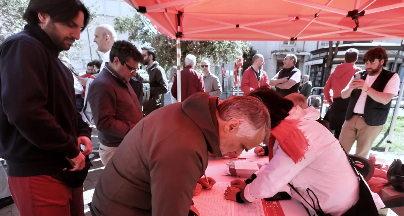 Sanità e appalti: Cgil, oltre 50mila firme nelle prime due giornate per le proposte di legge