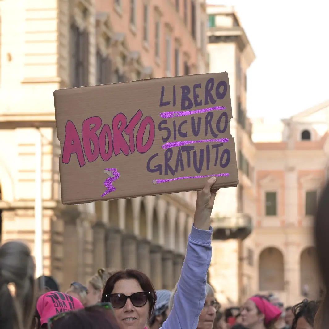 Aborto: Cgil, a 48 anni da legge 194 diritto non pienamente esigibile, intervenire