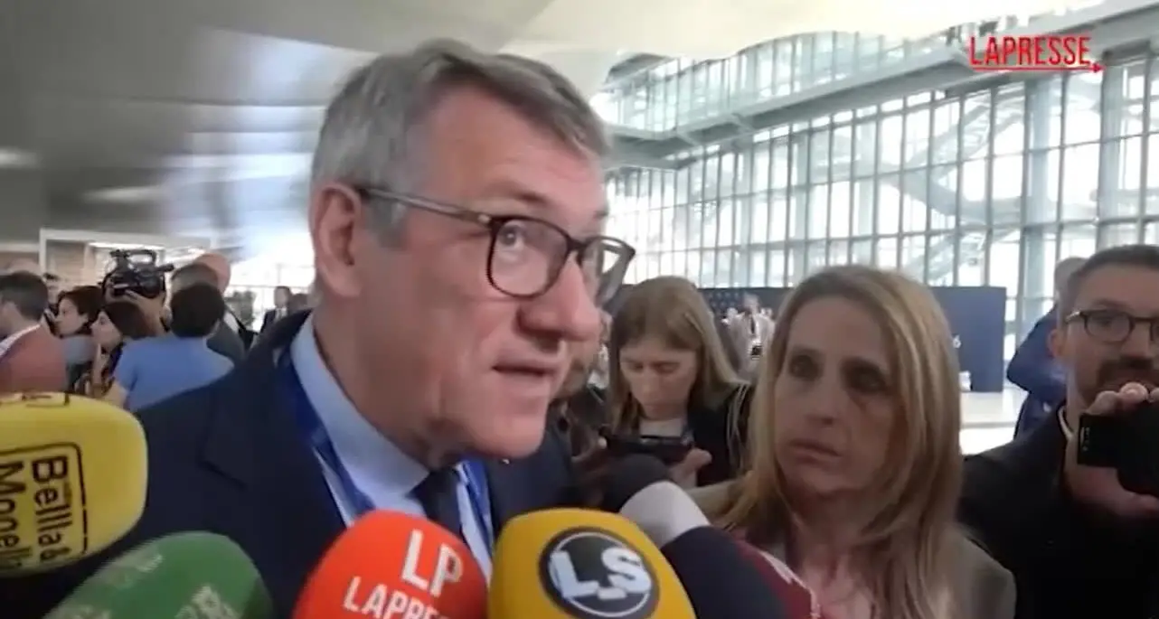 Assemblea Confindustria, Landini: “Salari bassi e nessuna risposta concreta dal Governo”