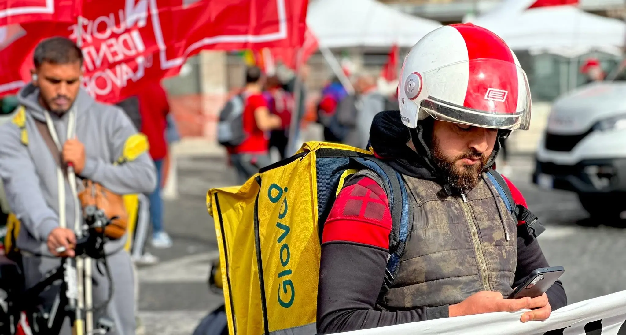 Trattativa food delivery, NIdiL CGIL lascia il tavolo. Re David, no a trattative separate sui rider