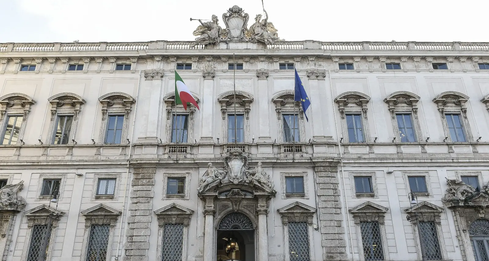 Pensione di reversibilità: Cgil, Inca e Spi, la Consulta riconosce il diritto alle coppie omosessuali sposate all’estero