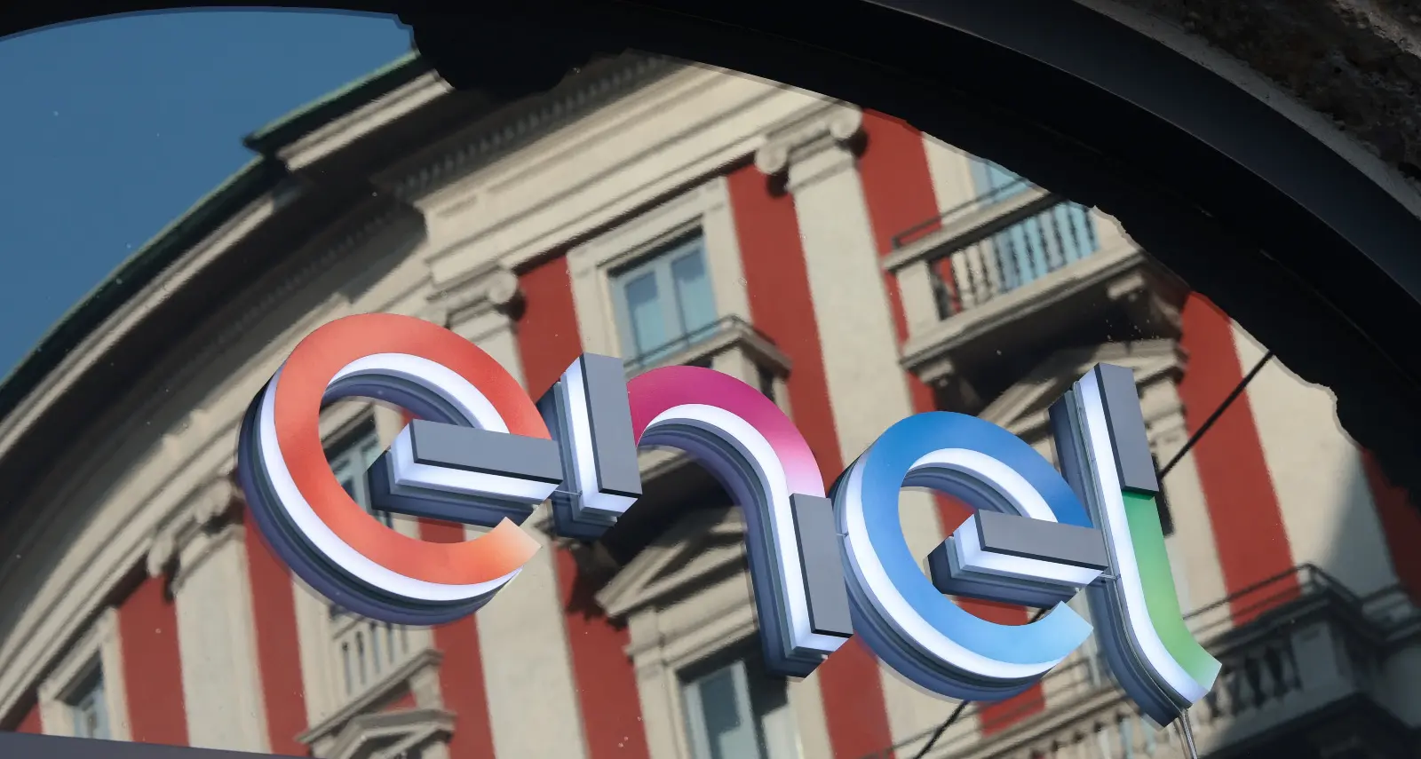 IA: Cgil, con Enel accordo innovativo, al centro lavoro e diritti