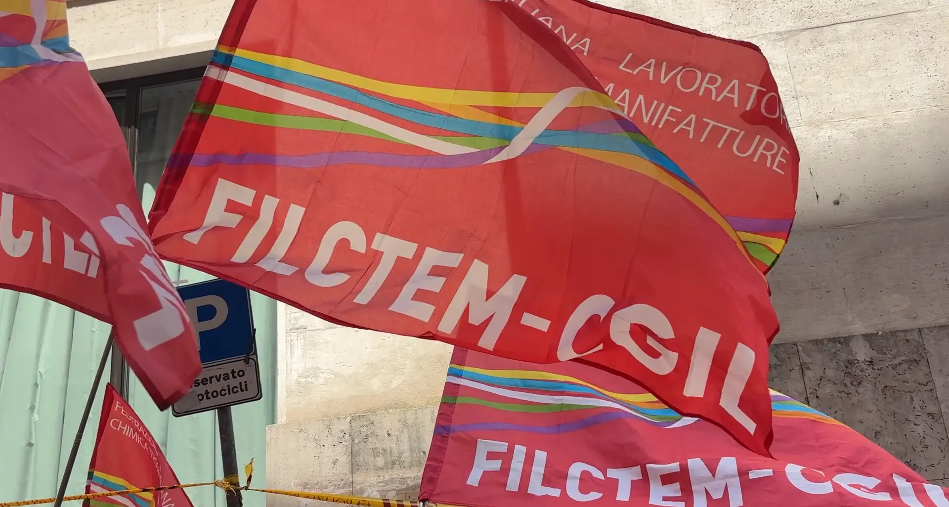 Eni, Cgil e Filctem al Mimit: \"Chiude le fabbriche in Italia senza alcun confronto\"