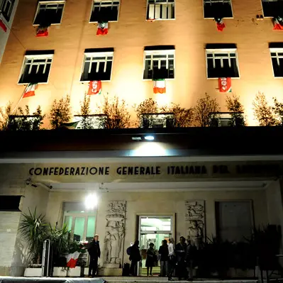 120 anni di Cgil, 23 settembre iniziativa svelamento francobollo e presentazione celebrazioni con Landini