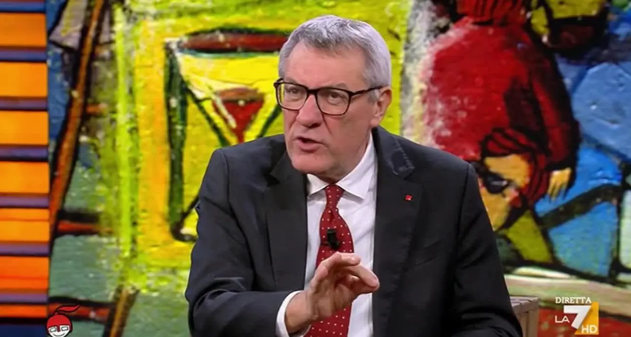 Landini: “Basta armi, investiamo su giovani, casa e sanità”. L'appello verso la manifestazione del 17 ottobre