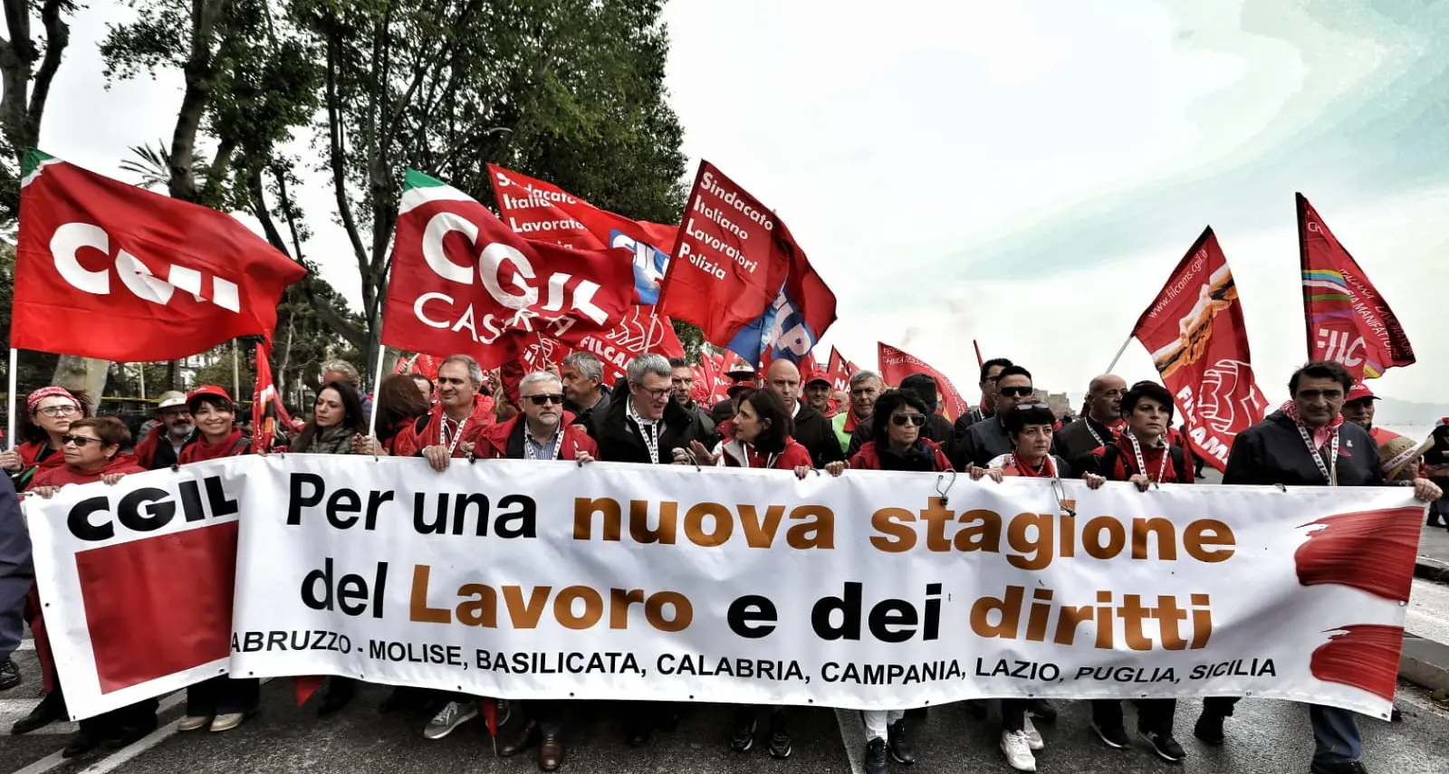 CGIL, CISL e UIL, sabato 20 maggio manifestazione a Napoli
