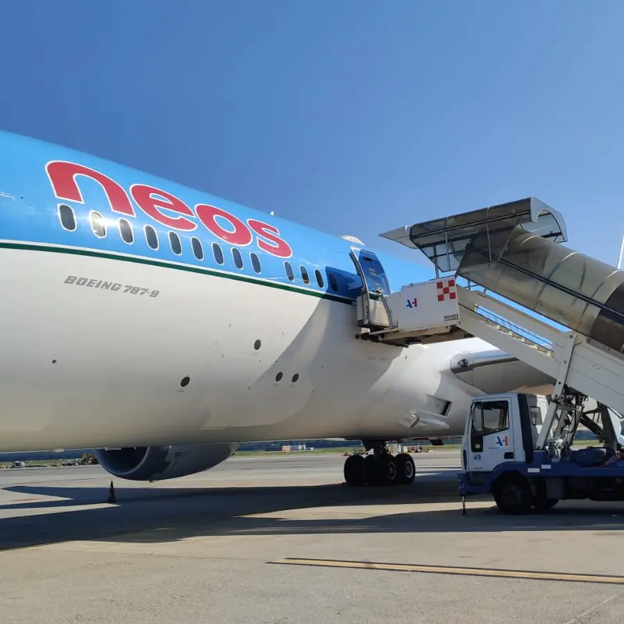 L'aereo degli aiuti Cgil è atterrato a Cuba