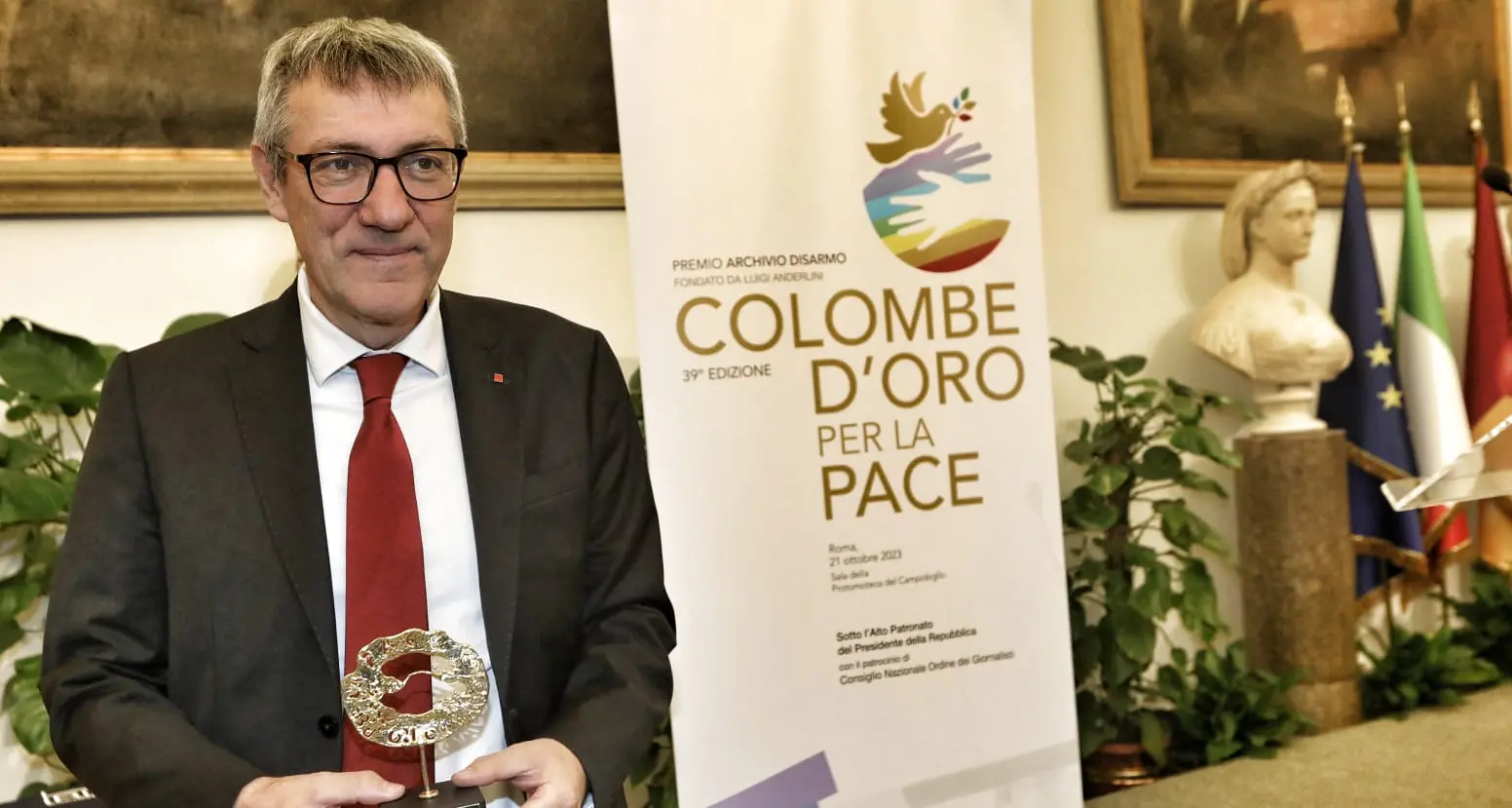 39ª edizione Colombe d'oro per la Pace, Maurizio Landini 'Personalità internazionale' dell'anno